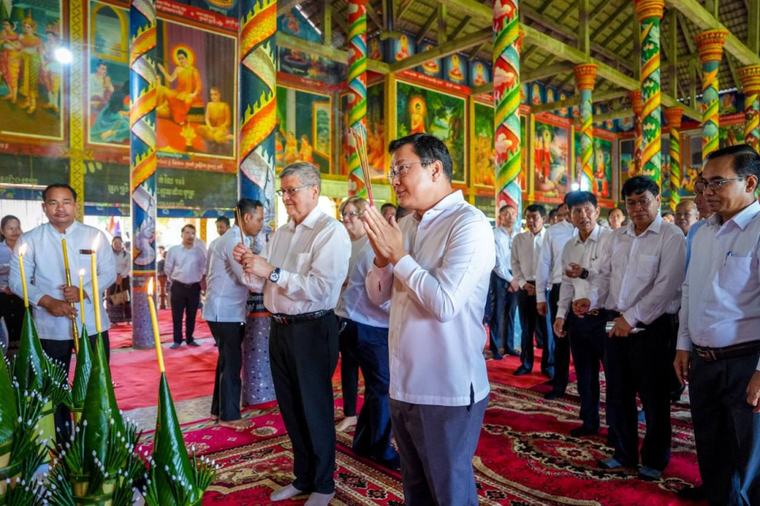 Agriculture Minister and Russian Ambassador Preside over Memorial Ceremony for Agricultural Experts in Kampong Cham