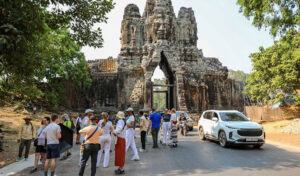 International tourist arrivals plunge 46% in 7 months
