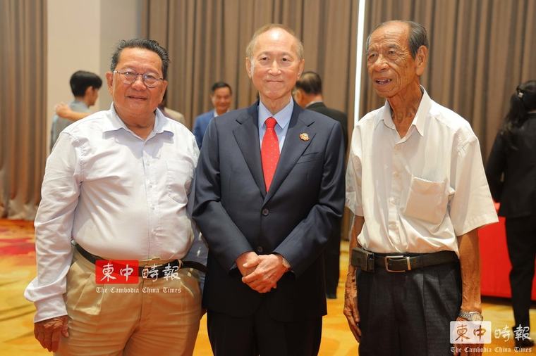 柬埔寨华文教育研讨会在金边举行 共商华校发展（组图）