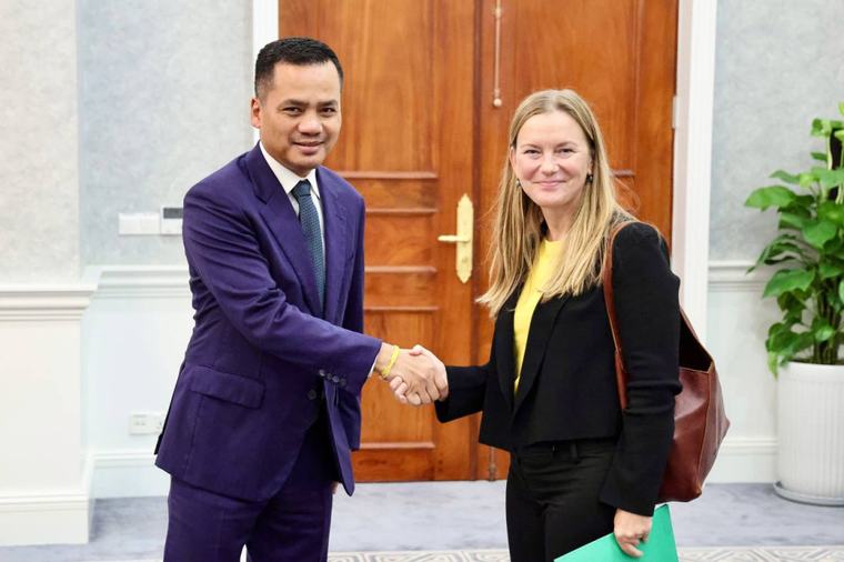 DPM Sar Sokha Receives U.S. Chargé d’Affaires