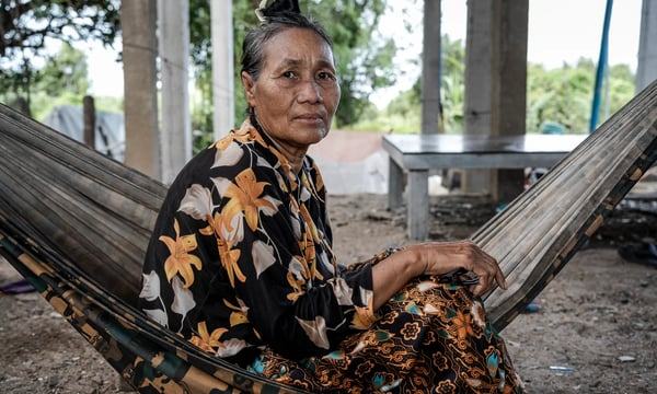 In Cambodia, Floating Houses Are Stuck Aground as Climate Change Takes Hold