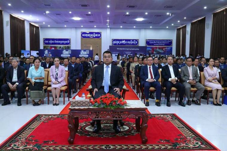 ការស្នើសុំបន្តសុពលភាពត្រួតពិនិត្យលក្ខណៈបច្ចេកទេសយានជំនិះ(ឆៀក) តាមធនាគារដៃគូ ការស្នើសុំវិក្កយបត្រឌីជីថល និងការស្នើសុំអាជ្ញាបណ្ណផ្លូវថ្នល់ តាមរយៈប្រព័ន្ធស្វ័យប្រវត្តិកម្ម ត្រូវបានដាក់ឱ្យដំណើរការជាផ្លូវការហើយ
